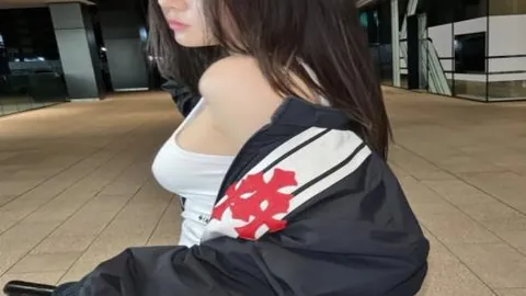 杨佳敏德羽公开赛力克越南选手，荣获超级300级赛冠军首金